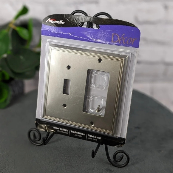 Amerelle Metro line brushed nickel wallplate 1 toggle 1 rocker, switch cover - Picture 1 of 5
